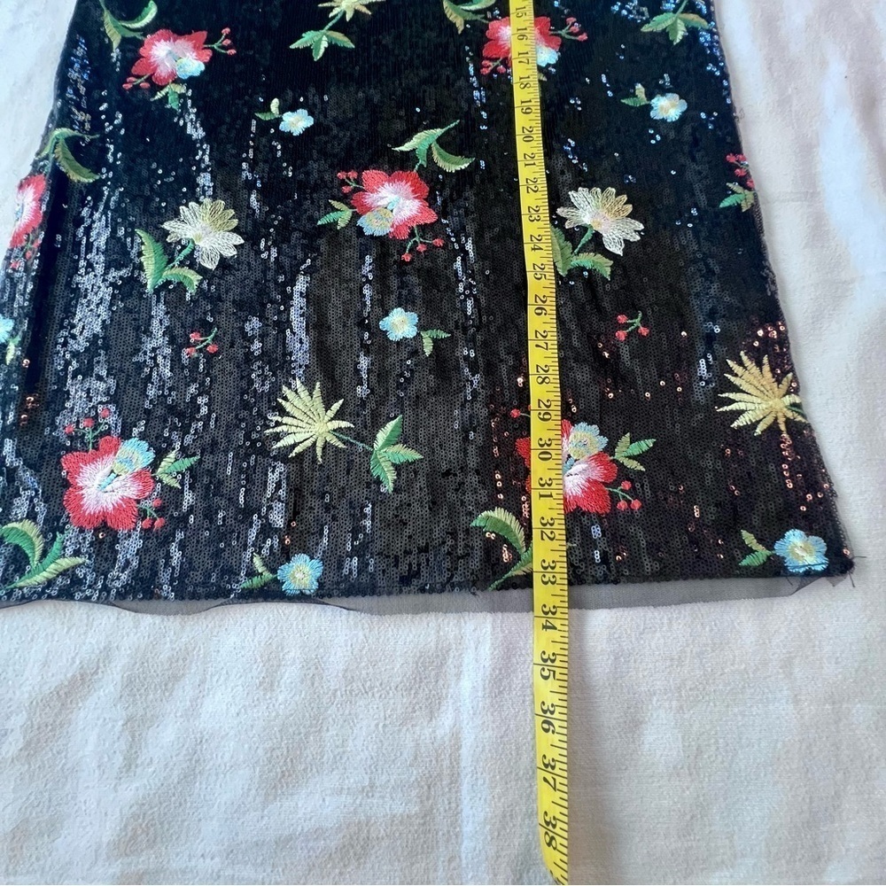 ZARA BLACK SEQUINED SHIFT MINI DRESS MULTICOLORED FLORAL EMBROIDERY WOMEN SIZE M - Picture 8 of 13
